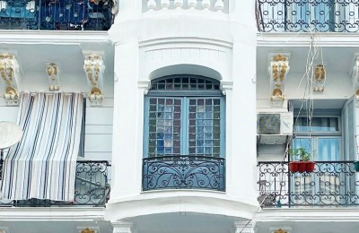 three bed room apartment for rent at hanoi